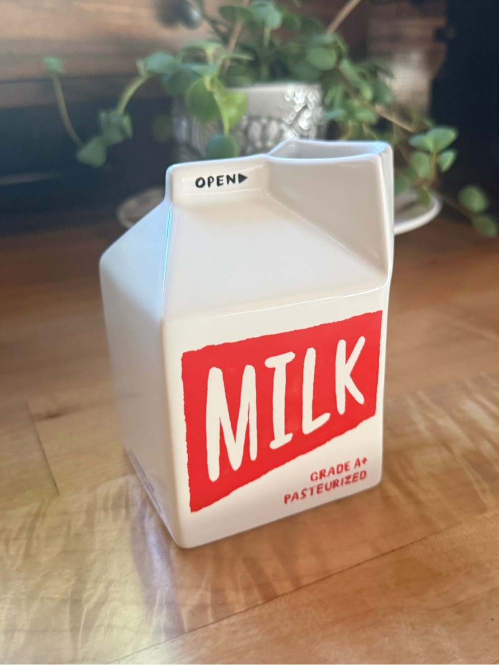 Kate Spade All in Good Taste Piping Hot Creamer/Milk Container Lenox - Picture 2 of 6